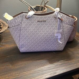 NWT Michael kors purse